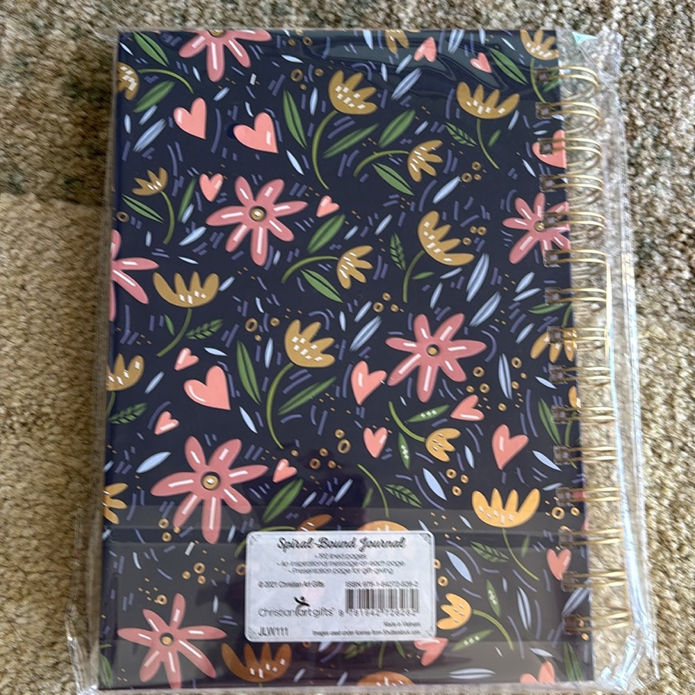 NWT Floral Spiral Journal/Notebook with Inspirational Quote - Picture 6 of 9
